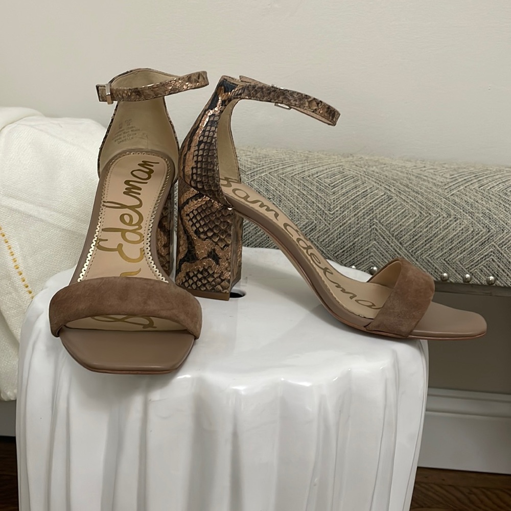 Sam Edelman Daniella Suede Snakeskin praline  sandals